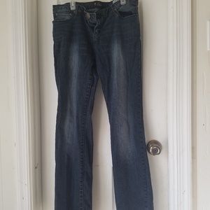 Guess Jeans, 32